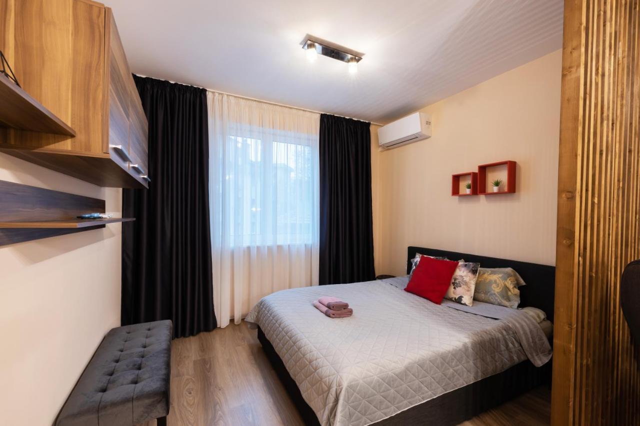 The Red Point Apartamento Varna Exterior foto